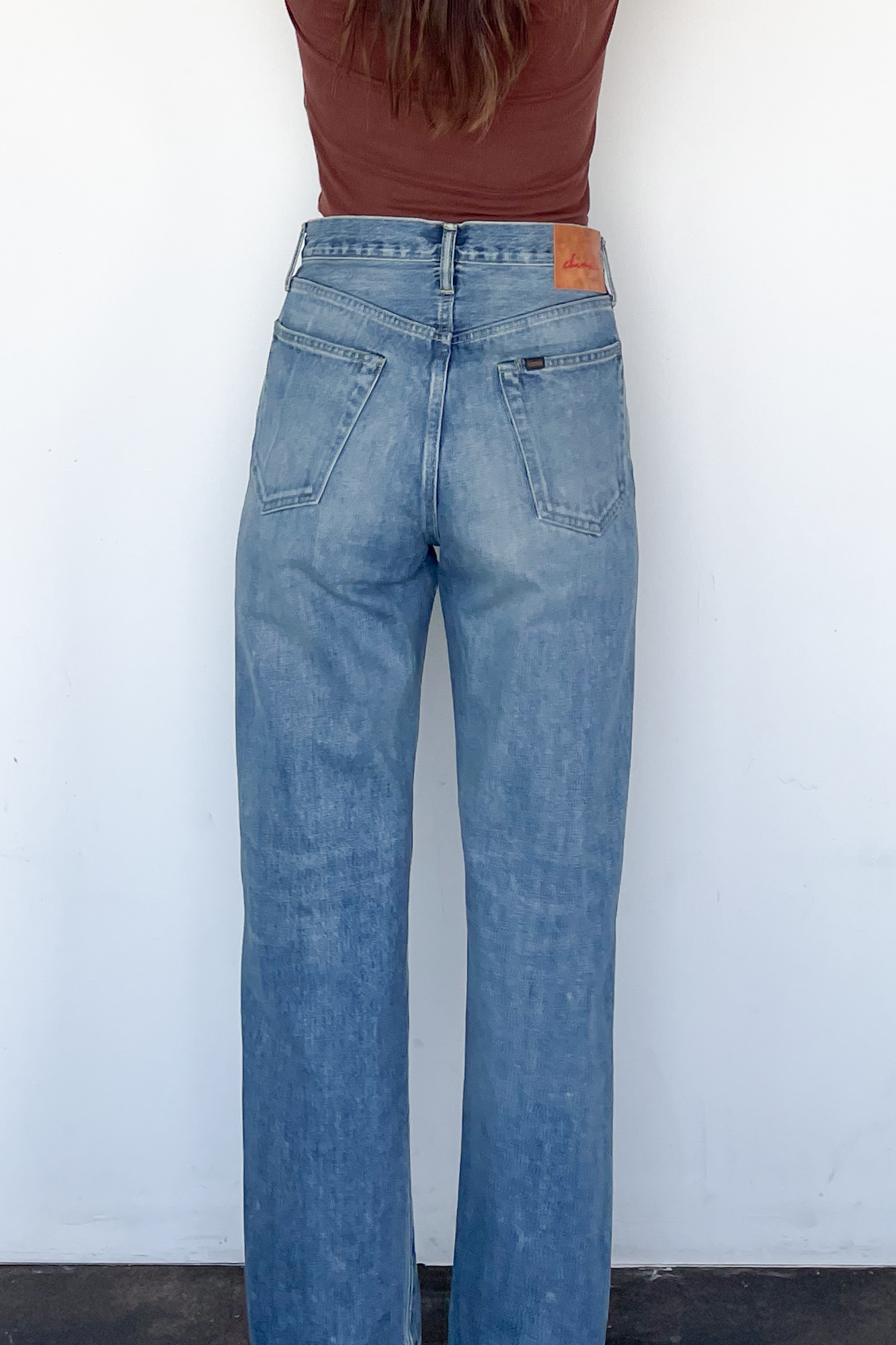 Cropped Straight Cut Jean