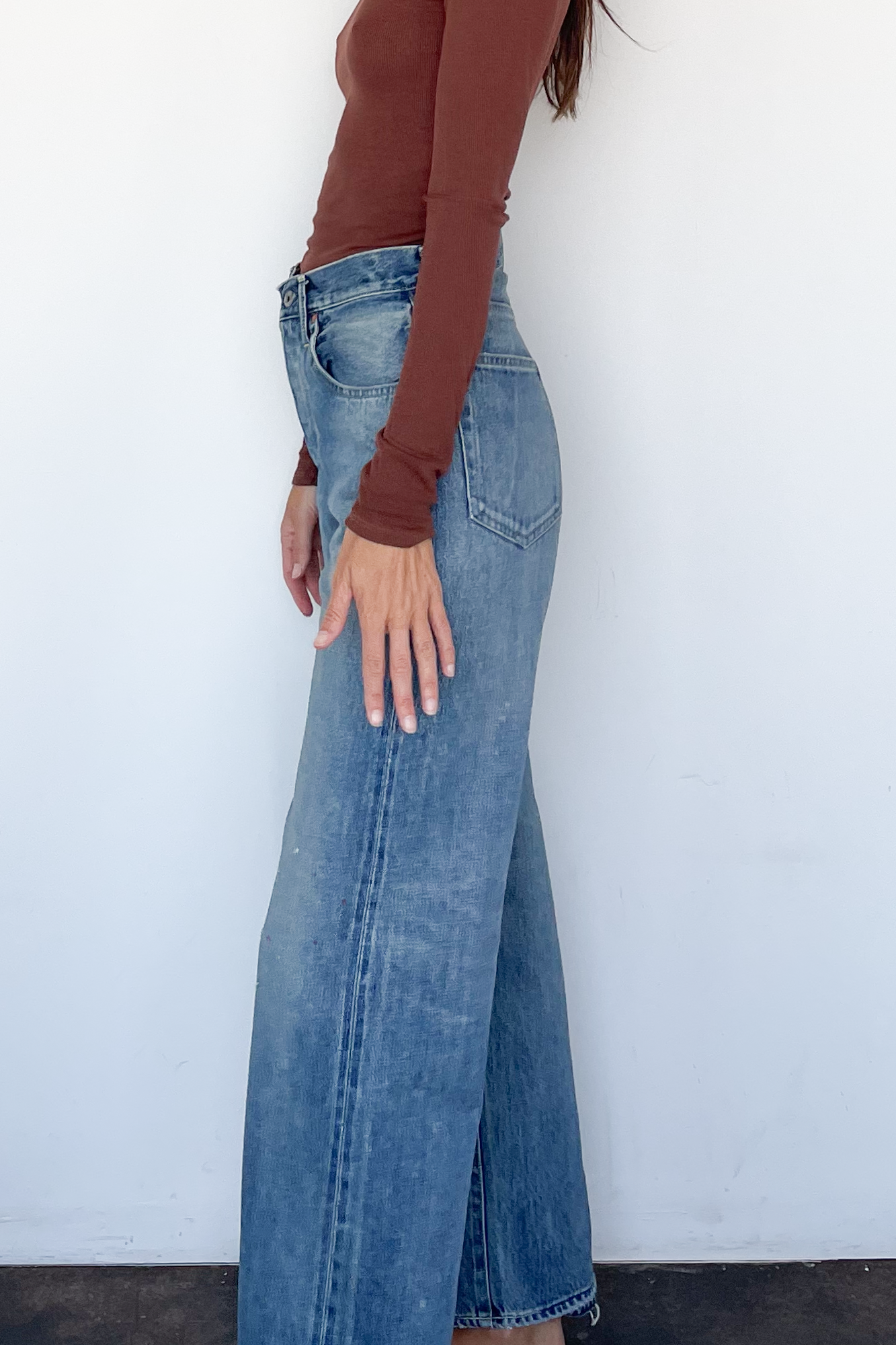 Cropped Straight Cut Jean