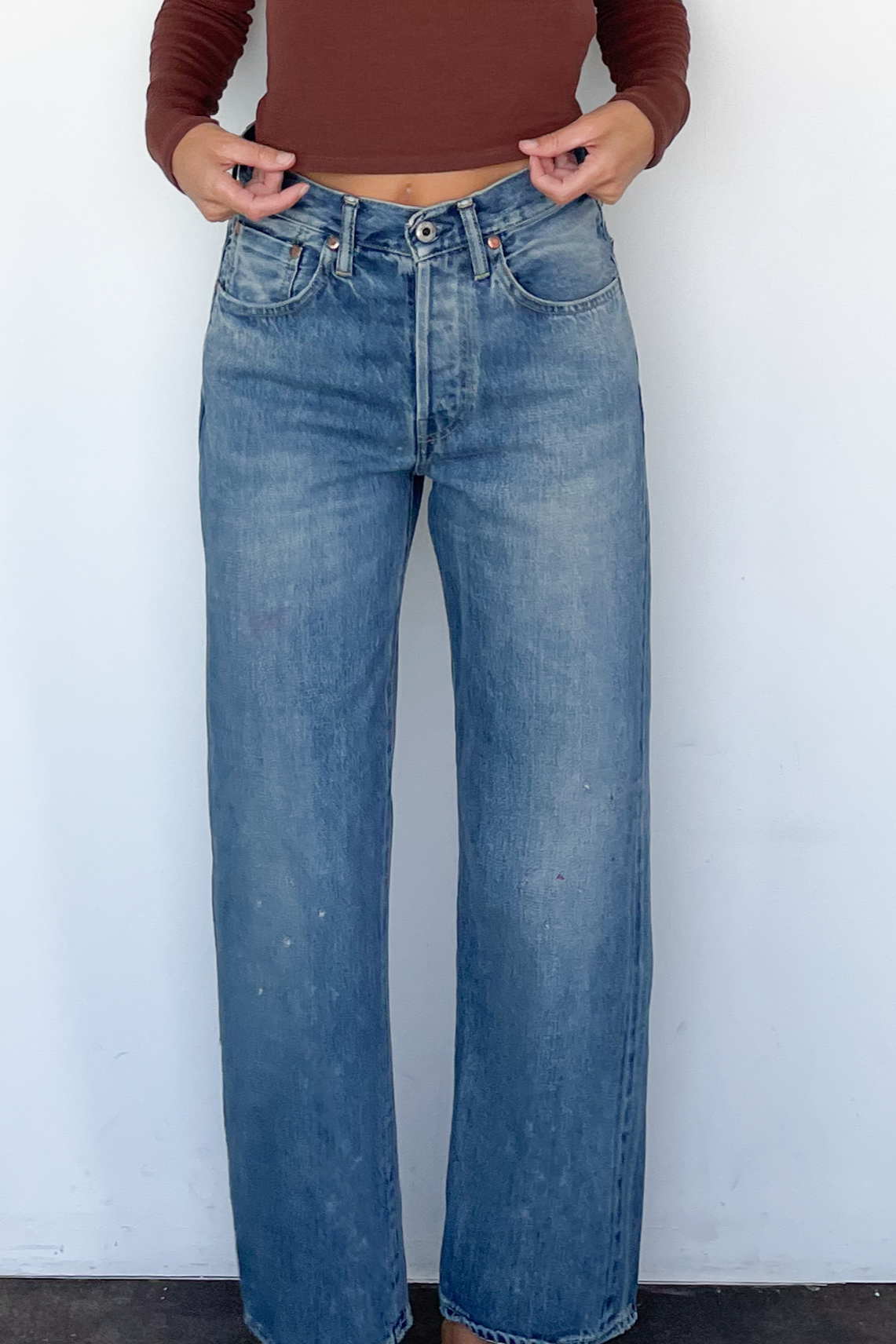 Cropped Straight Cut Jean