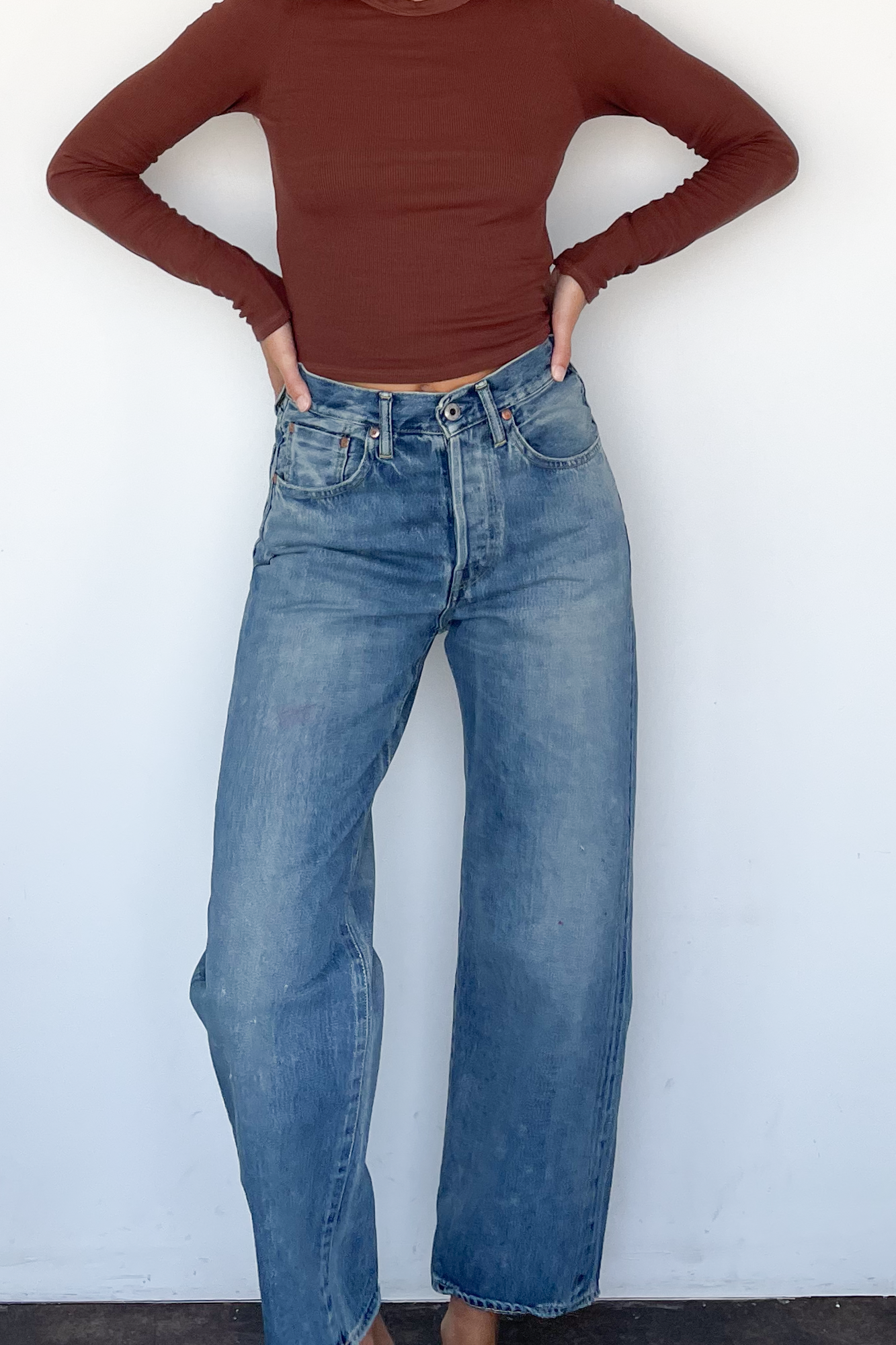 Cropped Straight Cut Jean