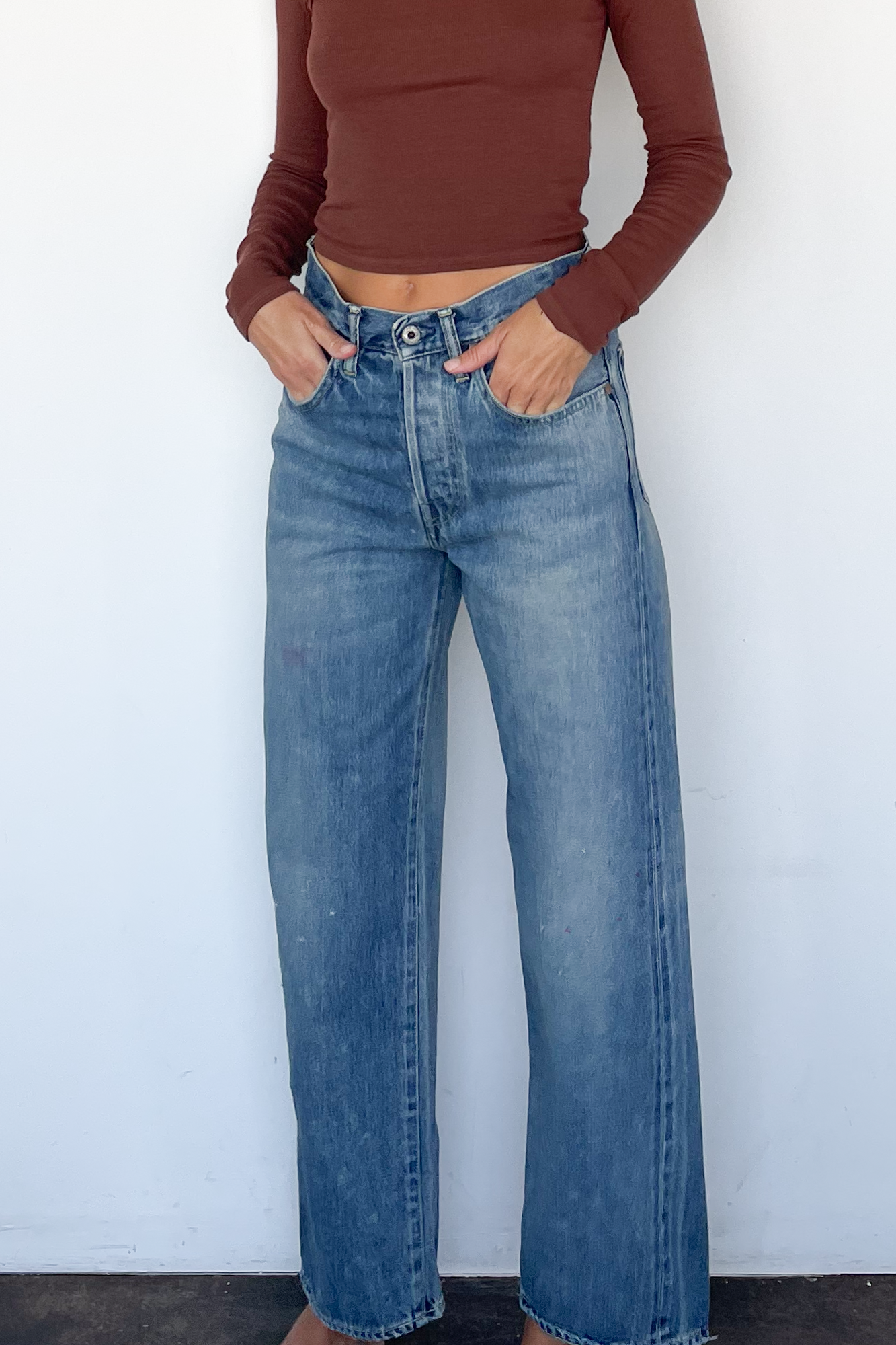 Cropped Straight Cut Jean