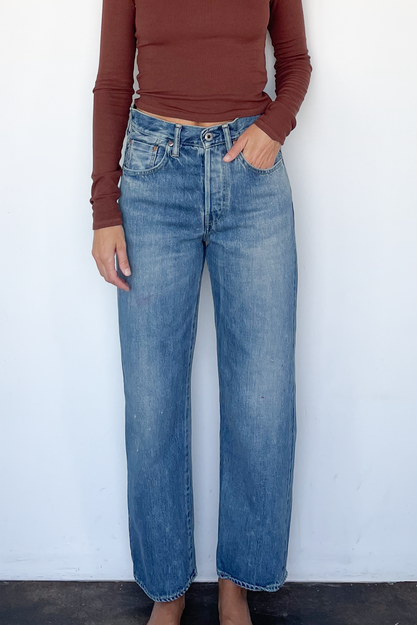 Cropped Straight Cut Jean