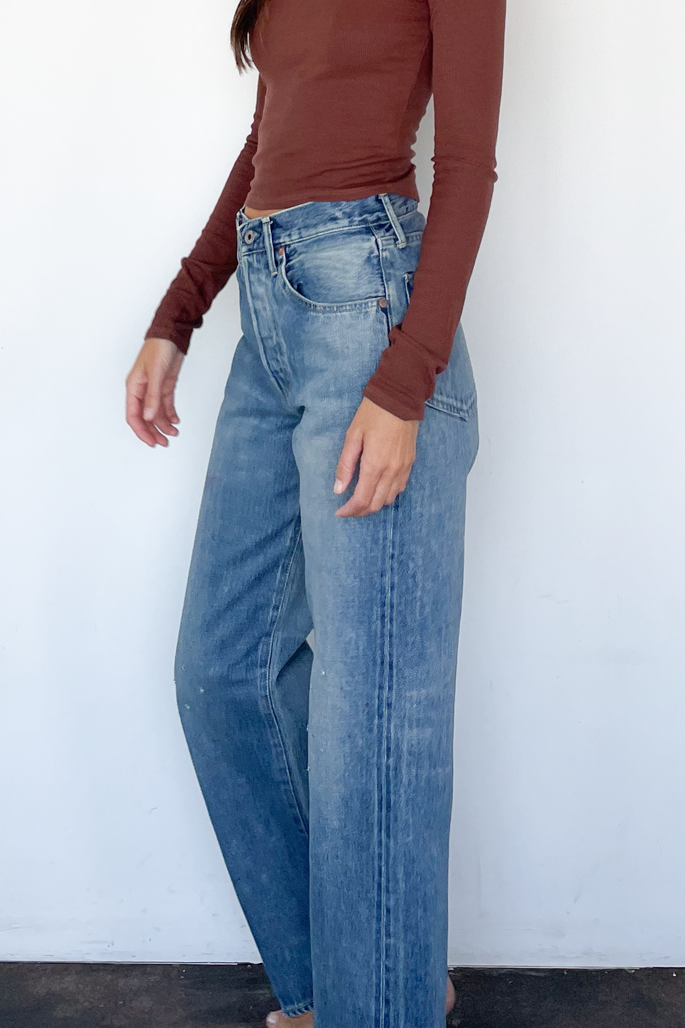 Cropped Straight Cut Jean