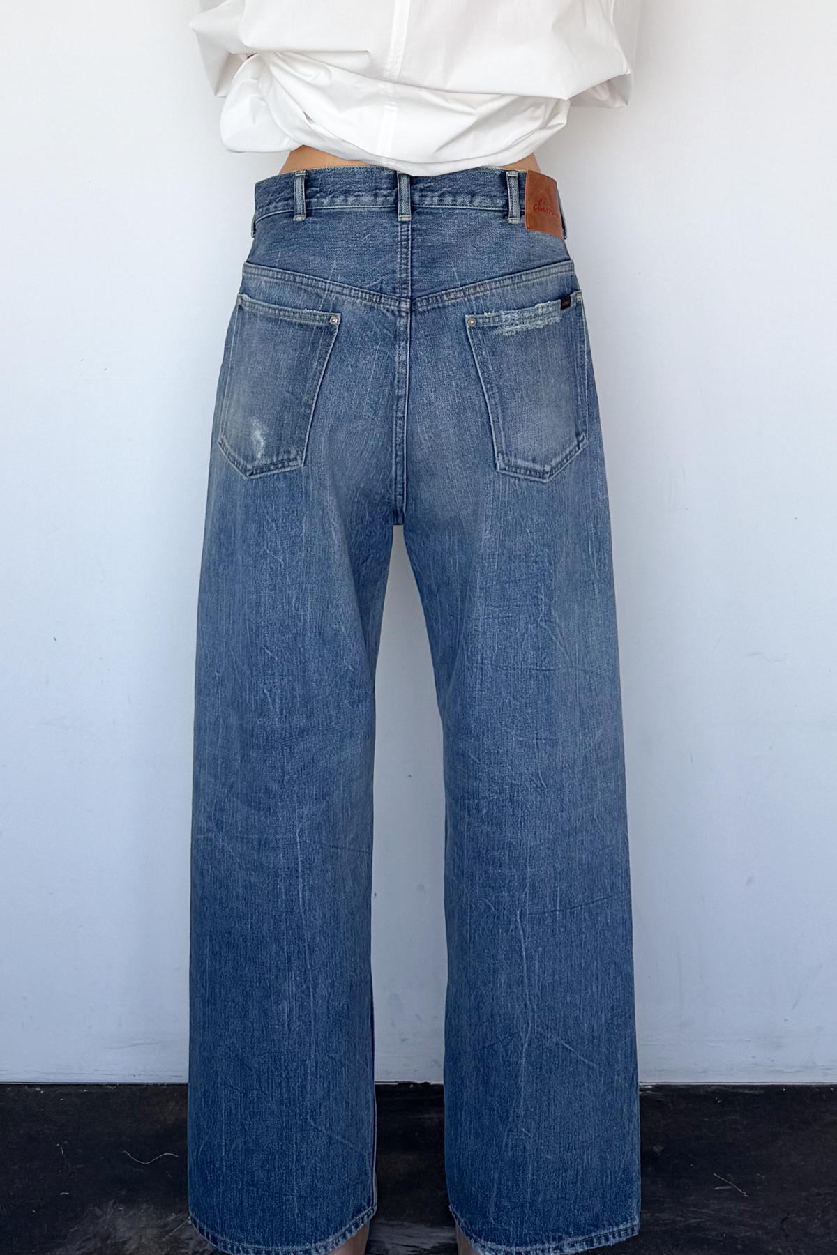 Deep Rise Baggy Cut Jean