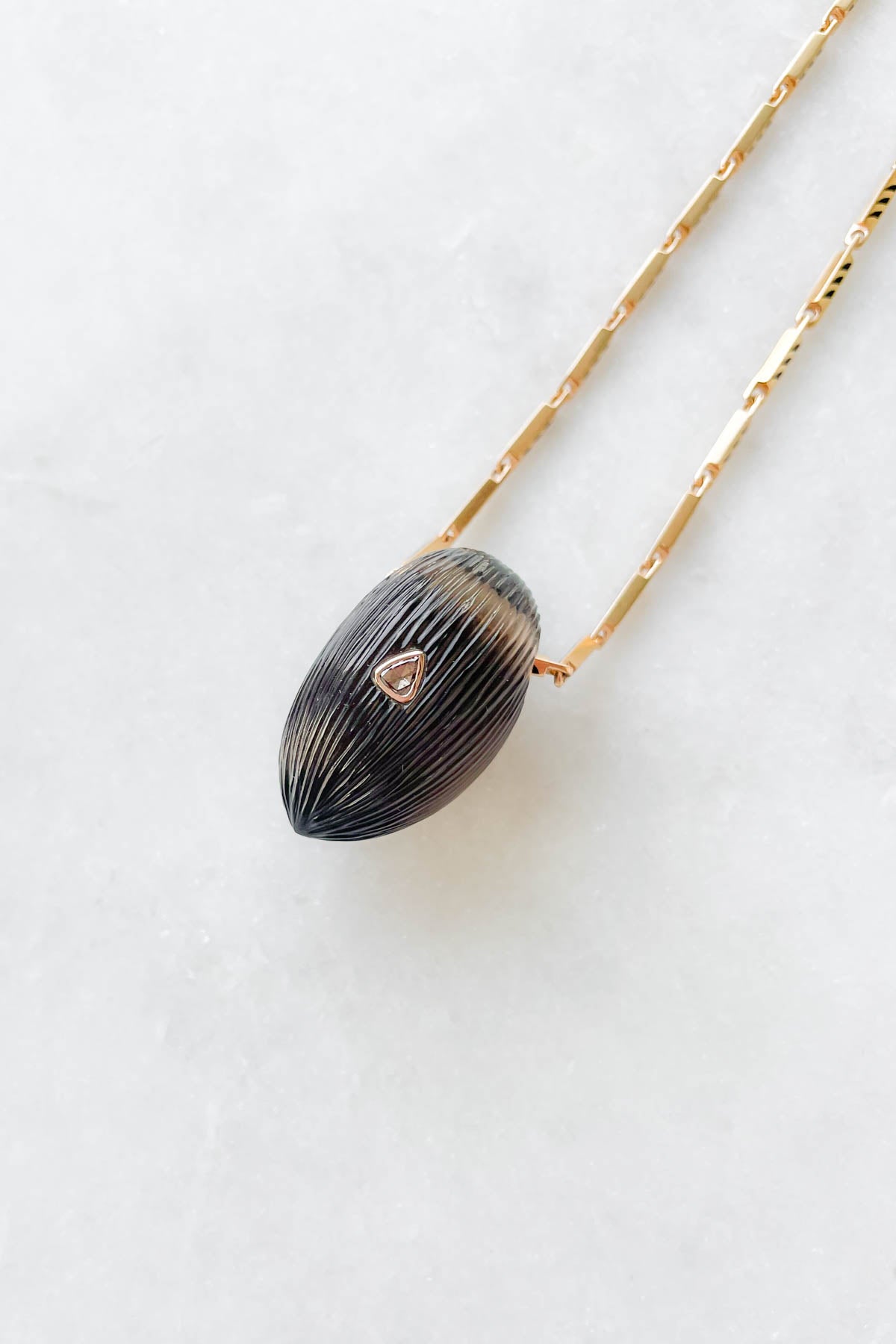 Grande Smokey Quartz Coquito with Diamond Bead