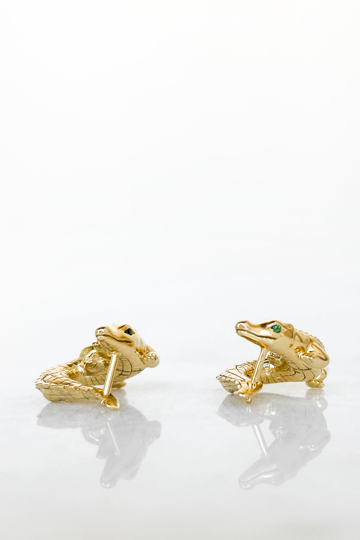 Alligator Twist Earring