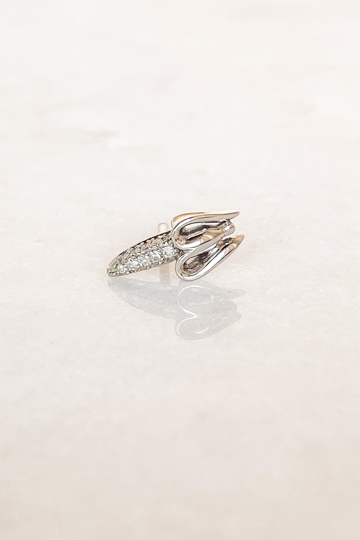 White Gold Diamond Banana Stud