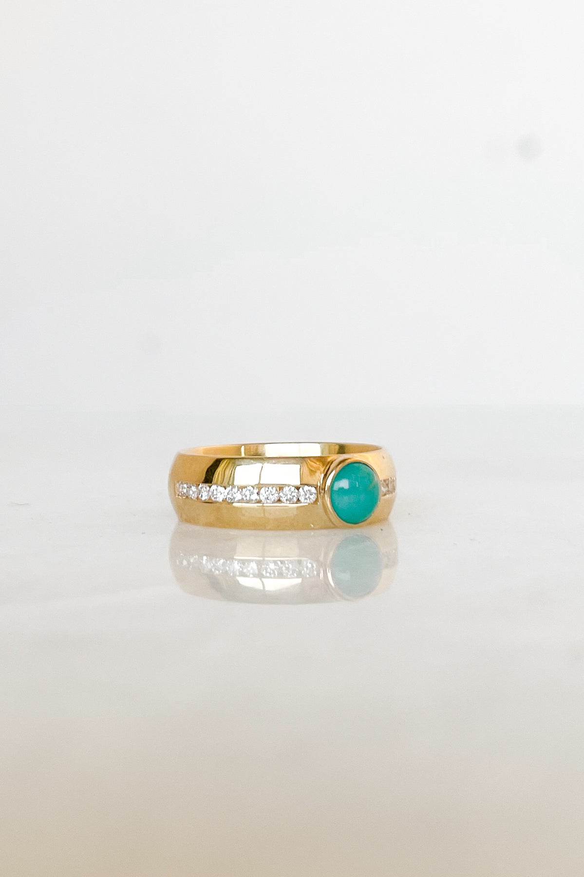 Riviera Ring